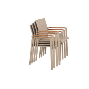 Stolica Cortina, latte