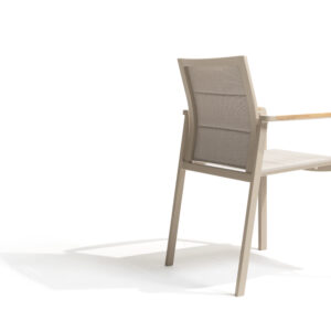 Stolica Cortina, latte